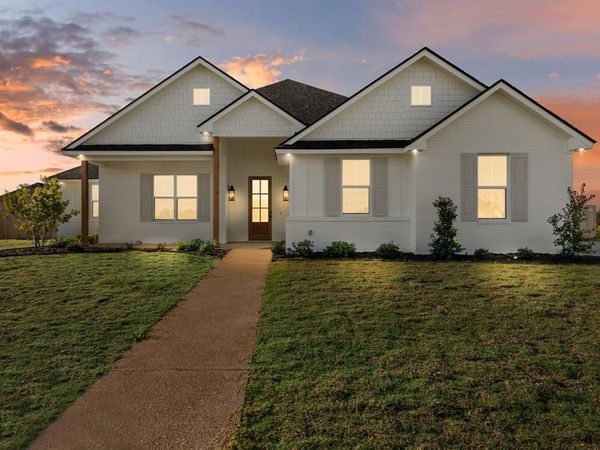 119 Paddle Boat Court, Robinson, TX 76706