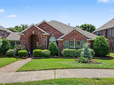 9895 Carriage Hill Lane, Frisco, TX 75035