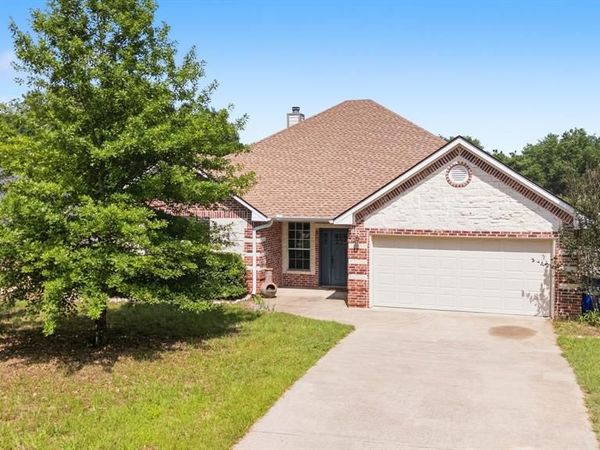 16465 County Road 196 , Tyler, TX 75703