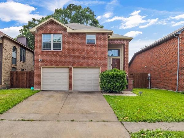 704 Meadowcreek Court, Garland, TX 75043