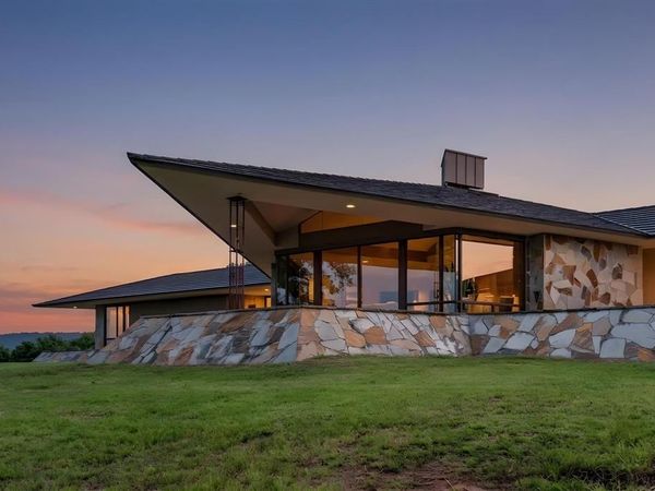 1080 N Greenbrier Road, Nocona, TX 76255