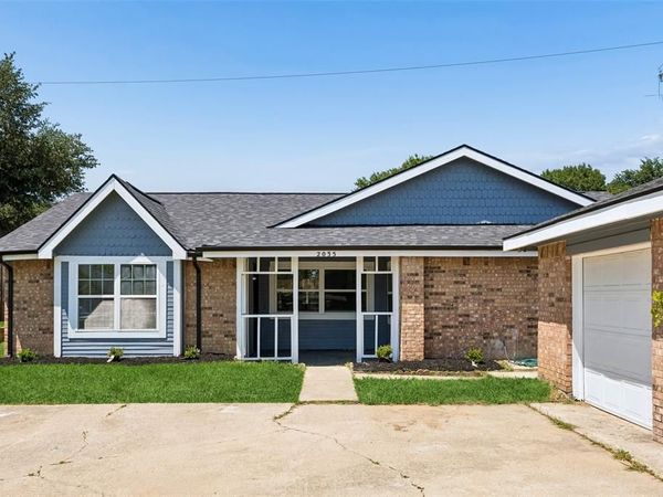 2035 Sancerre Lane , Carrollton, TX 75007