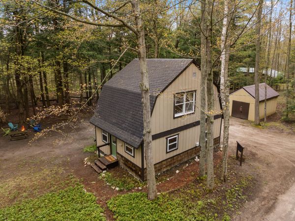 3513 River Road, Frankfort, MI 49635
