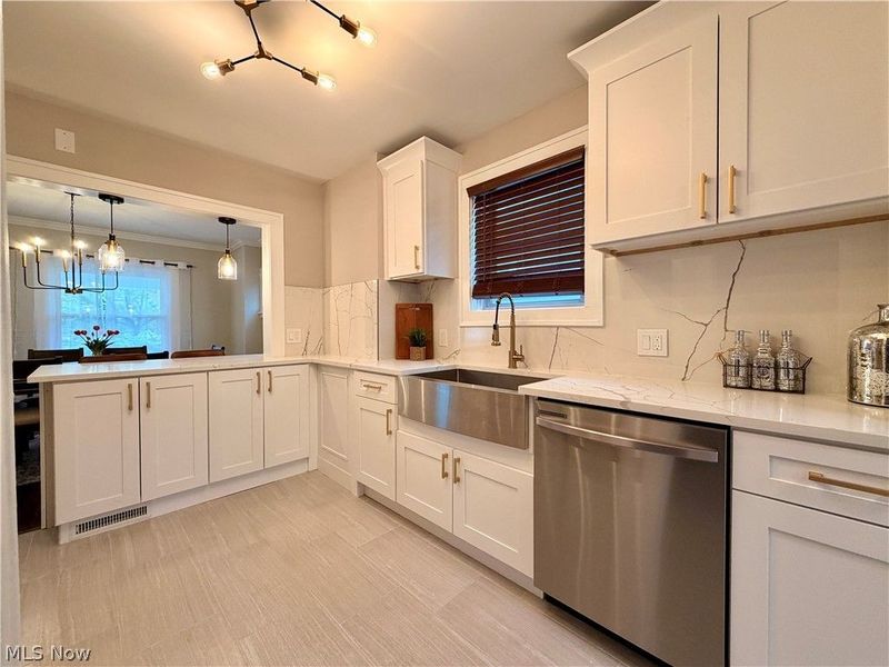3288 Silsby Road, Cleveland Heights, OH 44118 Photo 3
