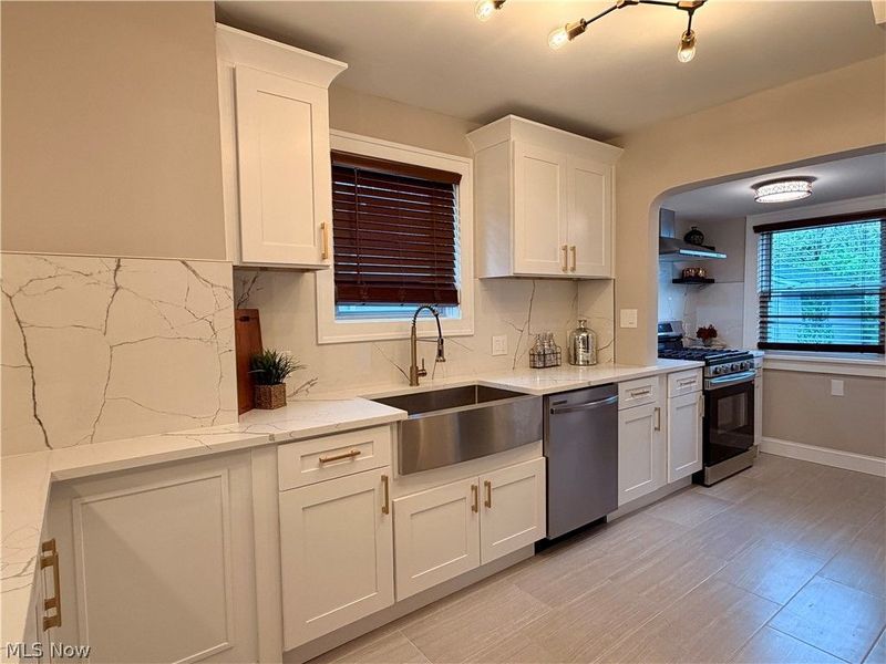 3288 Silsby Road, Cleveland Heights, OH 44118 Photo 6
