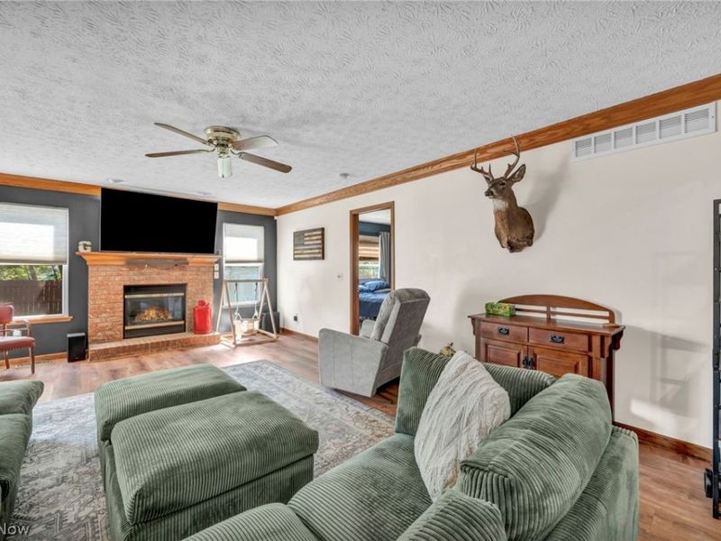 325 Longfellow Street, Elyria, OH 44035 Photo 19