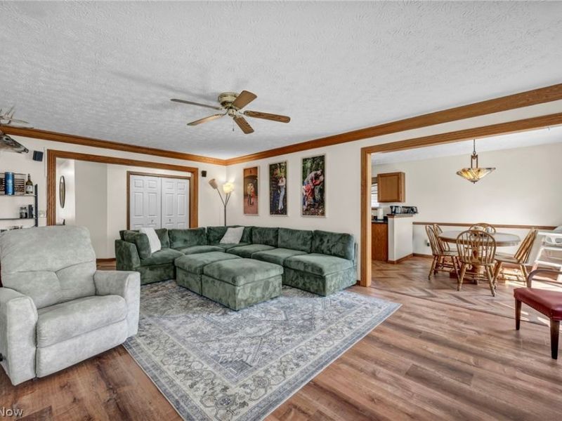 325 Longfellow Street, Elyria, OH 44035 Photo 21