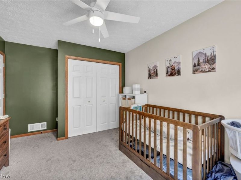 325 Longfellow Street, Elyria, OH 44035 Photo 32