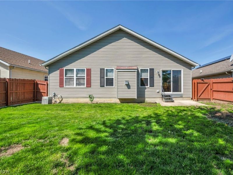 325 Longfellow Street, Elyria, OH 44035 Photo 42