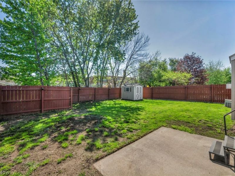 325 Longfellow Street, Elyria, OH 44035 Photo 46