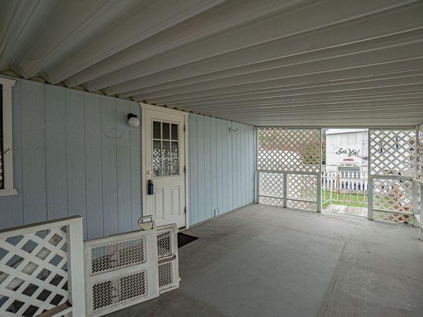 2019 Rogue River Highway, UNIT 10, Gold Hill, OR 97525