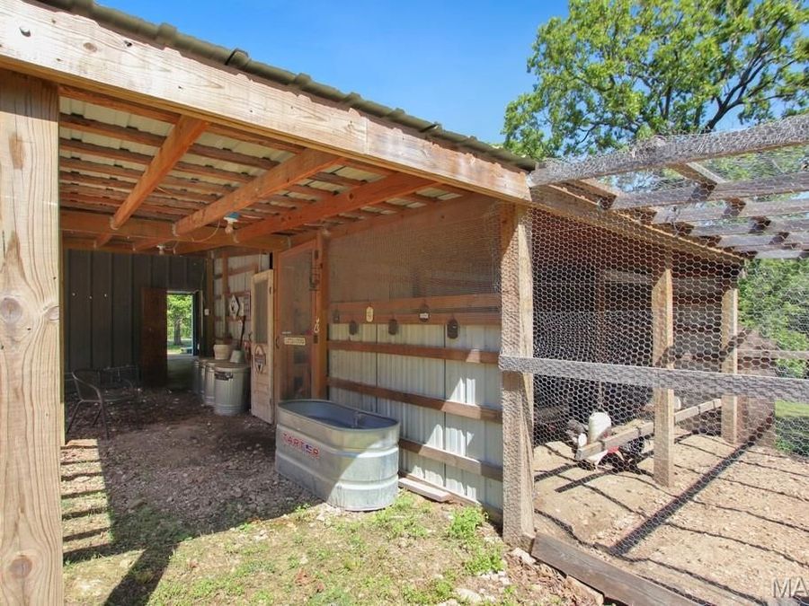 Property Image 37