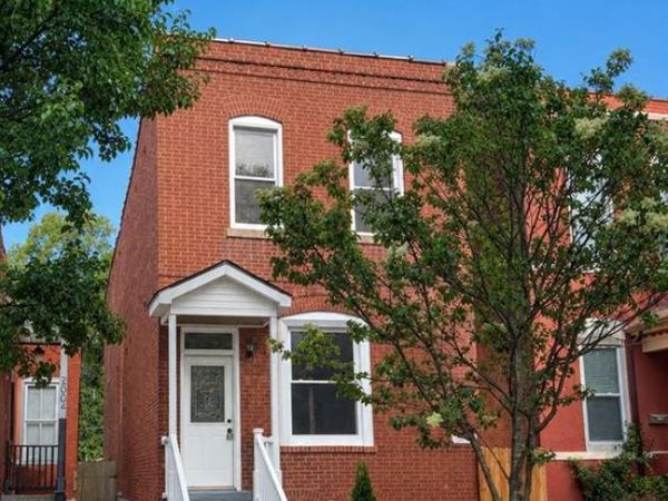 3006 Virginia Avenue , St Louis, MO 63118