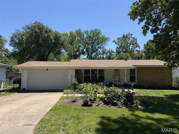 812 Brookvale Terrace , Manchester, MO 63021