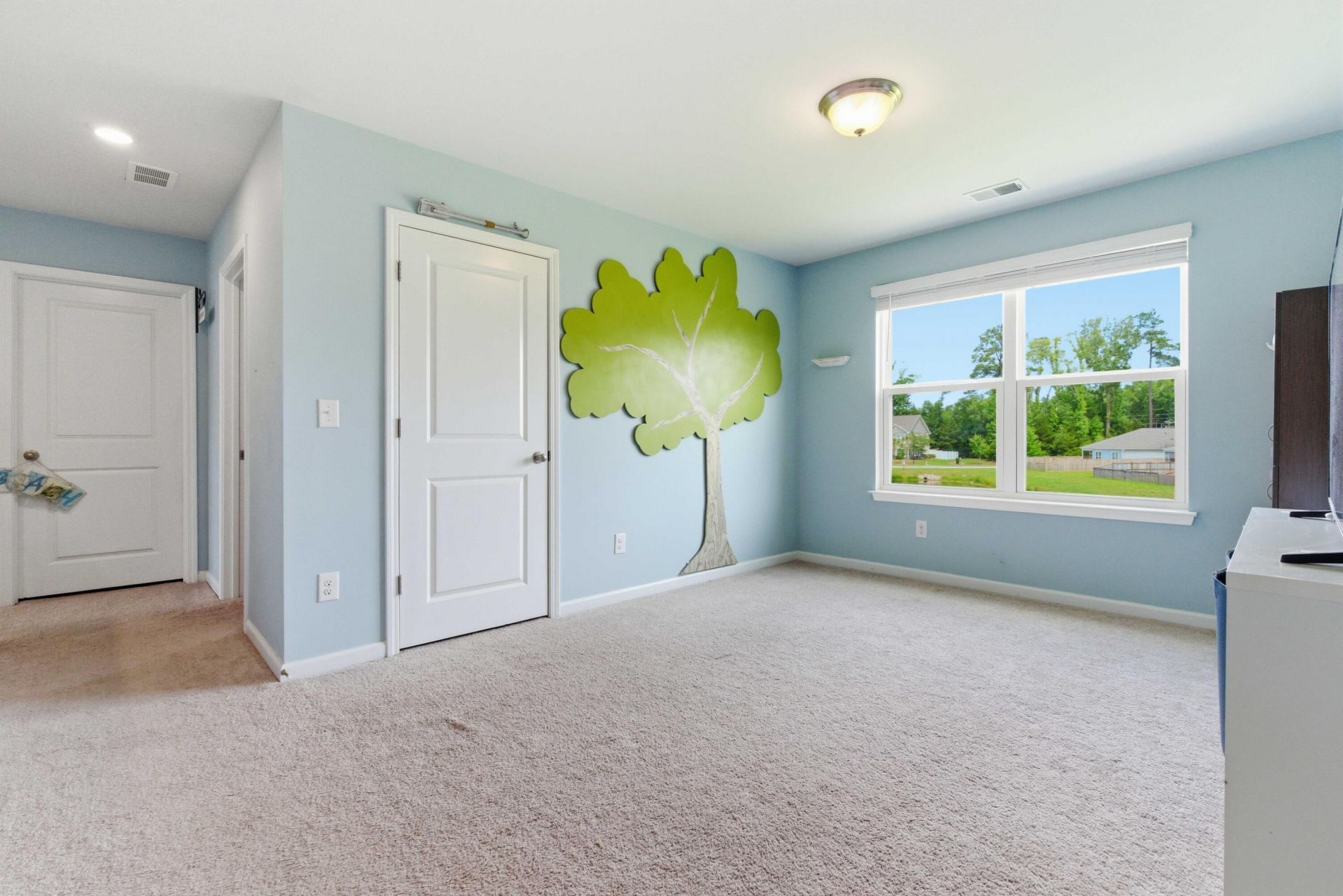 4904 Commodity Way Photo 24