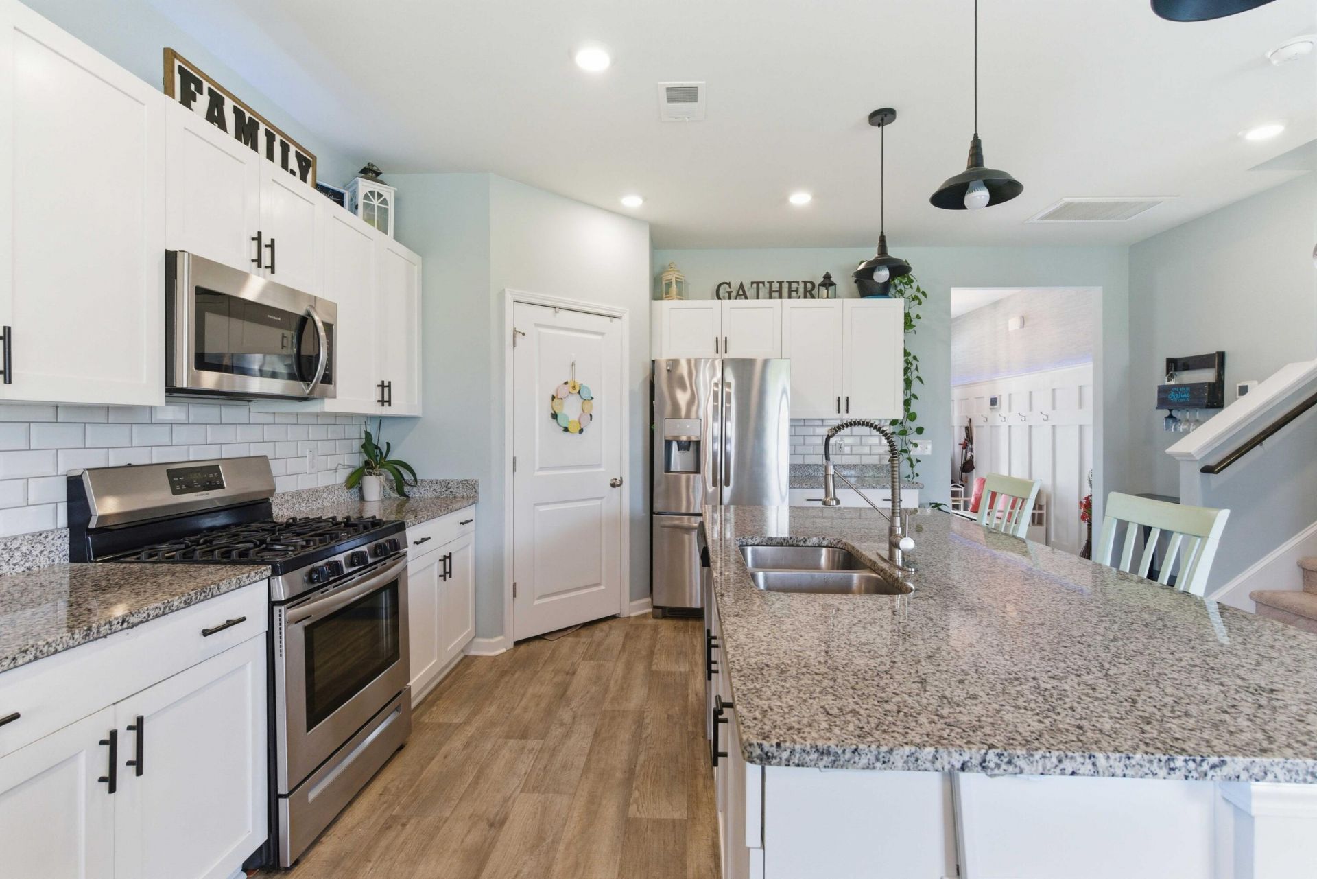 4904 Commodity Way Photo 7