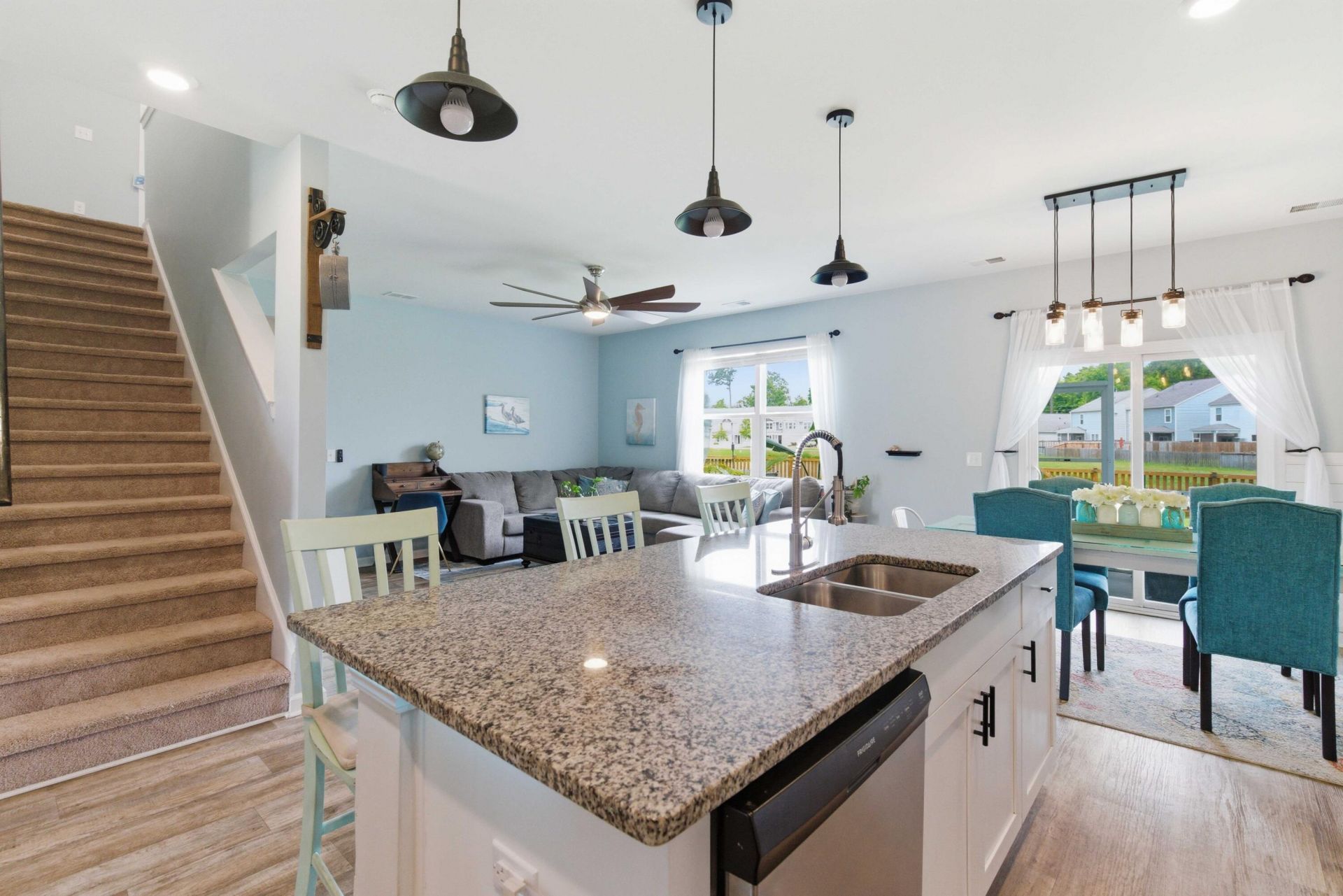 4904 Commodity Way Photo 8