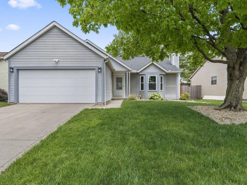 6324 Upperridge Drive, Canal Winchester, OH 43110 Photo 2