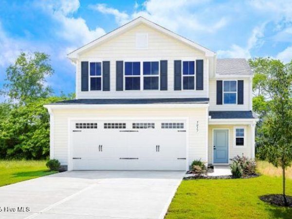 8128 Sterling Oaks Drive, Ash, NC 28420