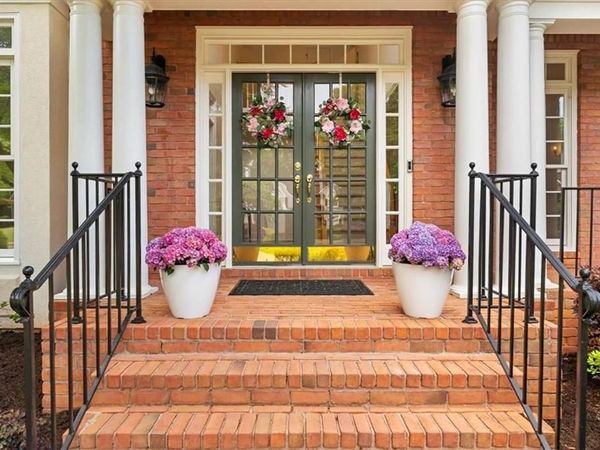702 Cheswich Overlook SE, Marietta, GA 30067