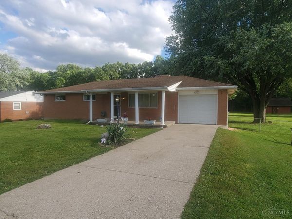 467 E Lomar Avenue, Carlisle, OH 45005