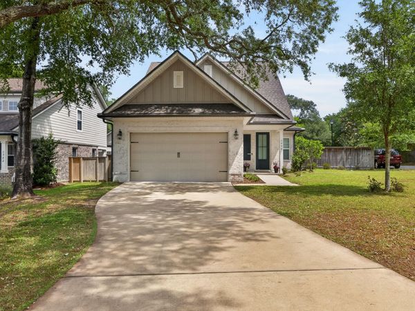 1990 Hattie Mae Lane, Niceville, FL 32578