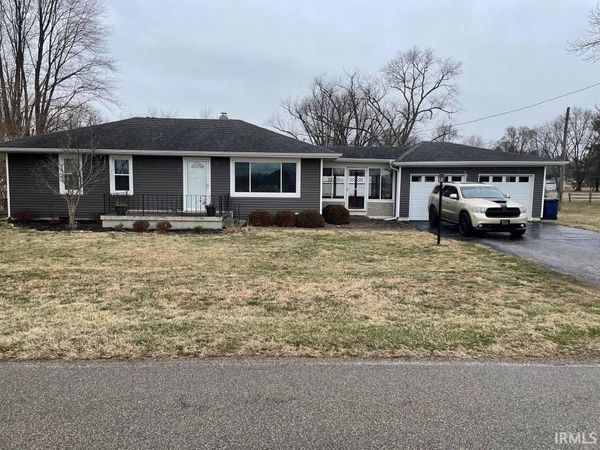 46 E 150 S Street, Princeton, IN 47670