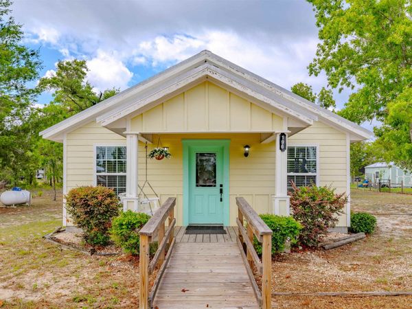 196 Leslie Lane , Perry, FL 32348