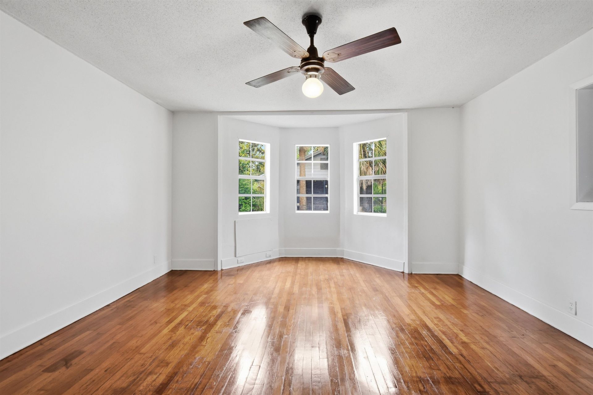 603 W Julia Street, Perry, FL 32347 Photo