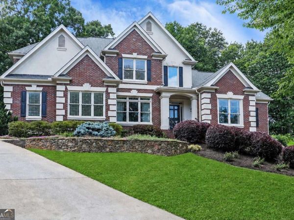 550 Heron Run Court, Milton, GA 30004