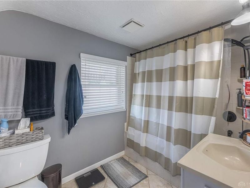 919 Hampshire Road, Dayton, OH 45419 Photo 21