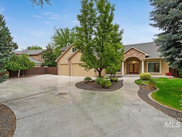 1420 W Powder Ct, Eagle, ID 83616