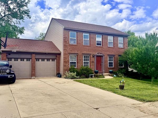1896 Falcon Crest Circle, Hebron, KY 41048