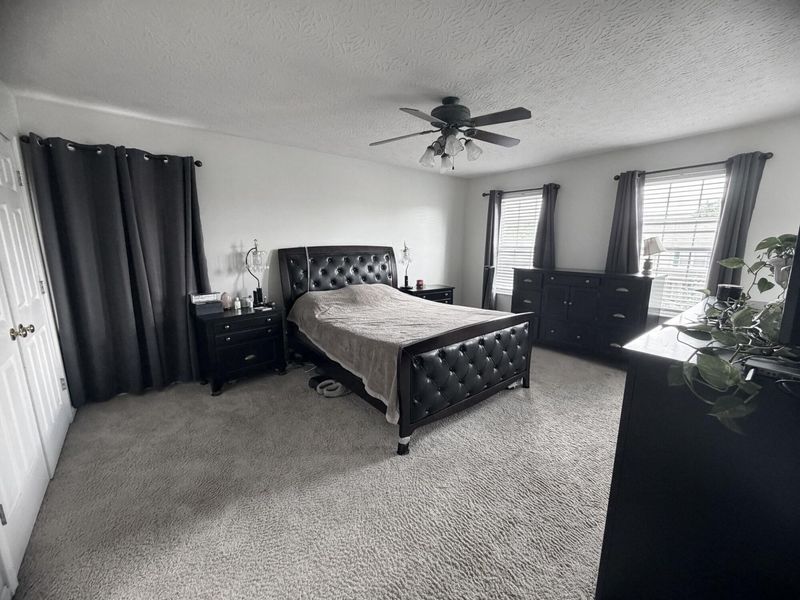 1896 Falcon Crest Circle, Hebron, KY 41048 Photo 8