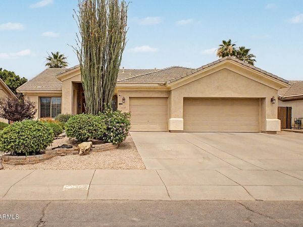 5216 E KELTON Lane, Scottsdale, AZ 85254