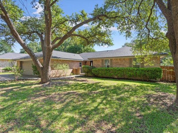 1203 Saint Williams Ave, Round Rock, TX 78681