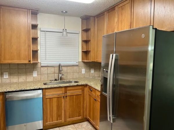 716 -718 Rosewood, Boerne, TX 78006