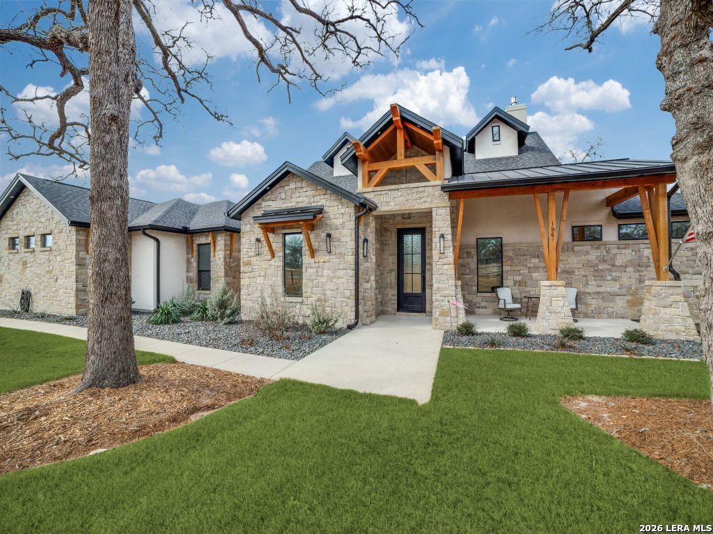 196 Bobby Lynn Dr., Adkins, TX 78101 Main Photo