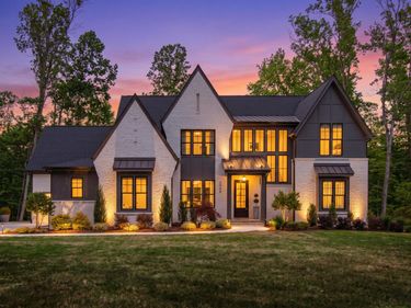 1424 Lake Adventure Court, Raleigh, NC 27613