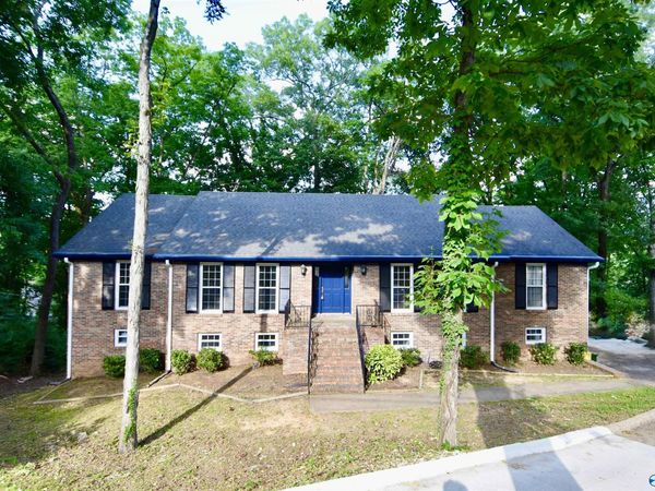 5805 Jones Valley Drive SE, Huntsville, AL 35802