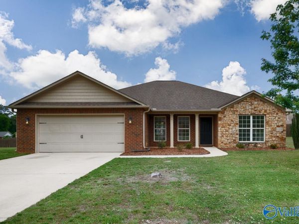 119 Somer Creek Lane, Huntsville, AL 35811