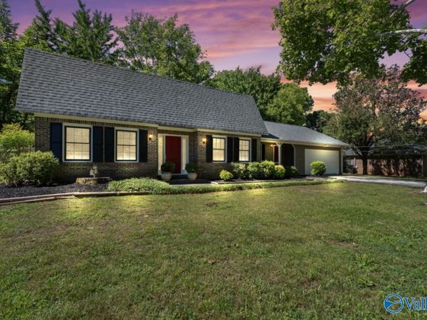 2906 Hunterwood Drive SE, Decatur, AL 35601