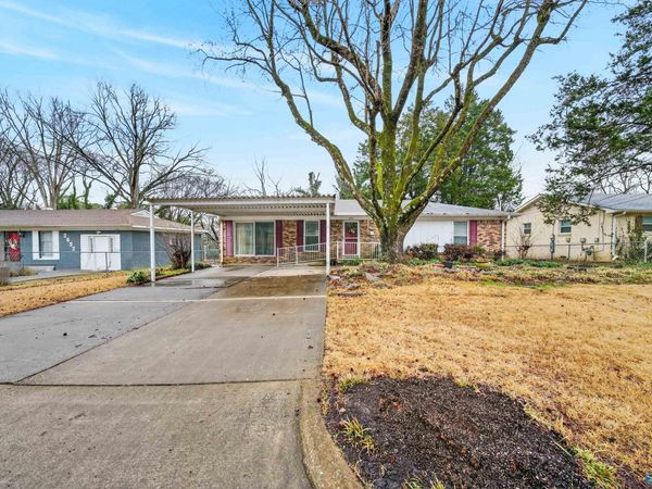 2630 Thornhill Road, Huntsville, AL 35810