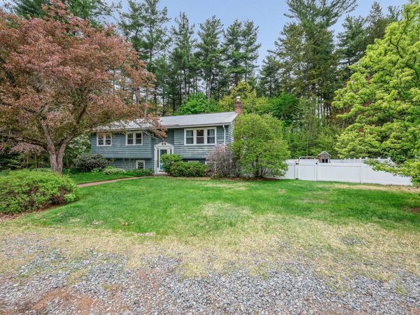 9 Sunrise Drive, Hudson, NH 03051