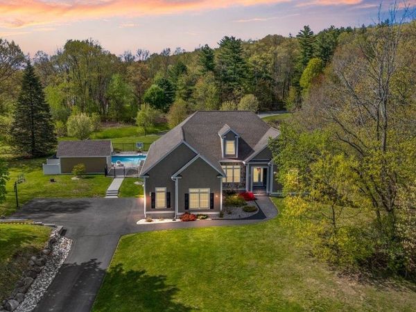 5 Primrose Lane, Salem, NH 03079