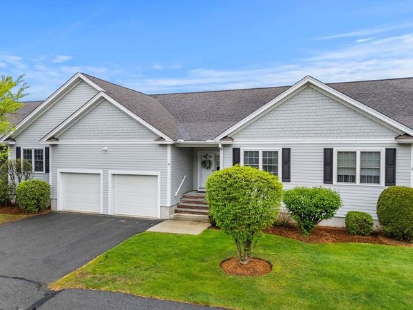 20 Russell Farm Dr, Unit 19, Methuen, MA 01844