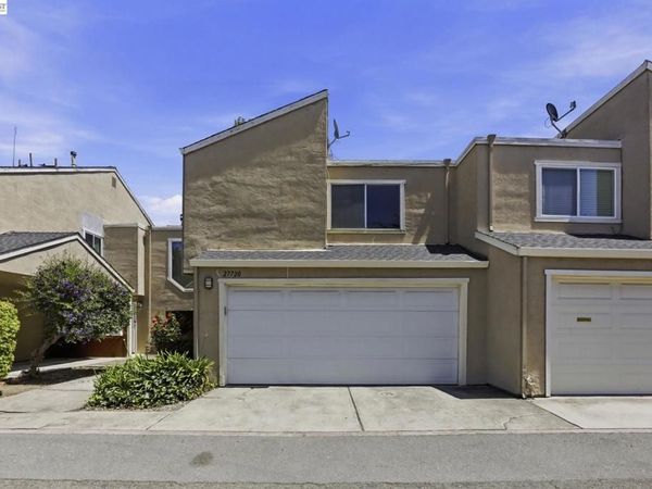 27720 Persimmon Drive, Hayward, CA 94544