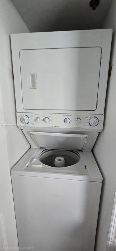2475 NW 16th St Rd , Unit 504, Miami, FL 33125 Photo
