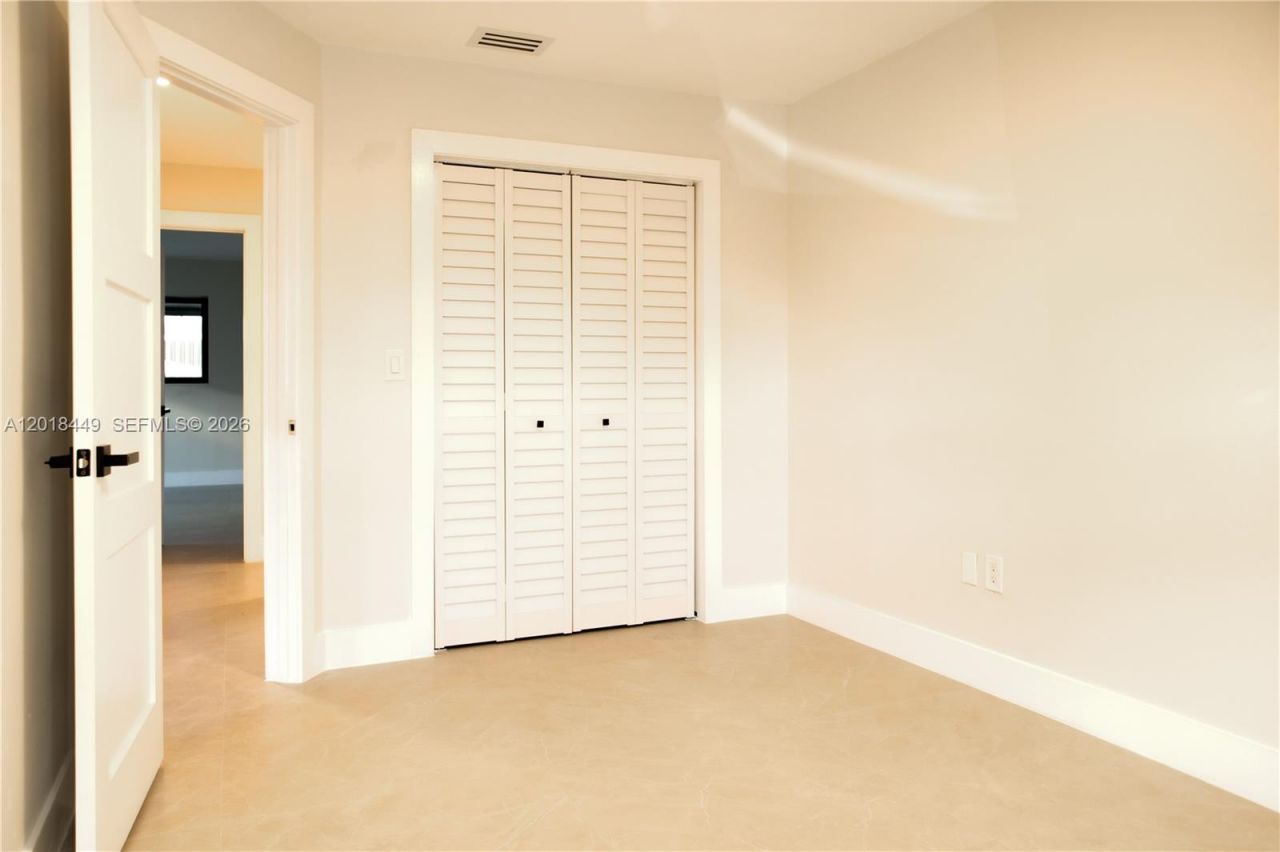 3983 SW 2nd St , Miami, FL 33134 Photo