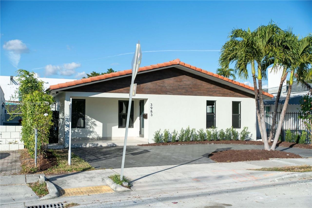3983 SW 2nd St , Miami, FL 33134 Photo